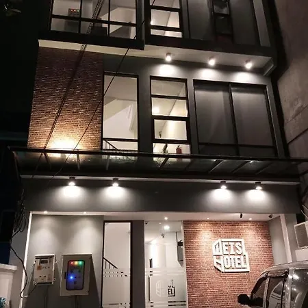 Weis Hotel Simpang Lima Semarang-3