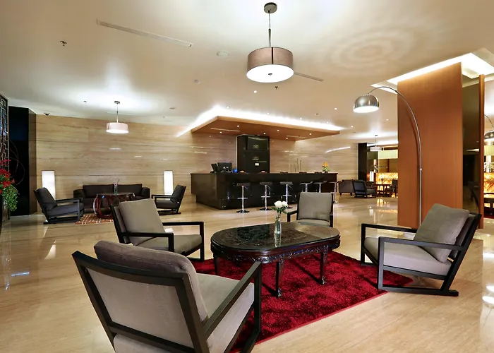 Golden City Hotel And Convention Center - Chse Certified Semarang